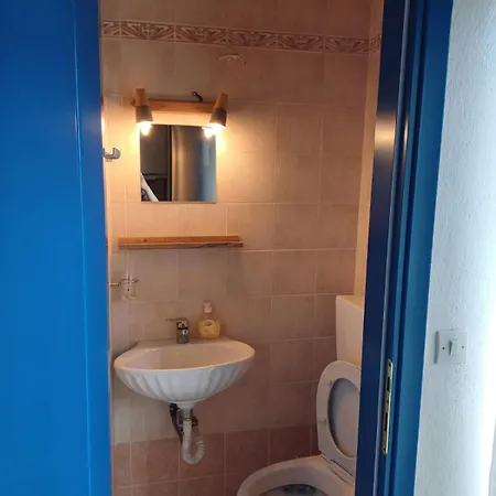 Nicholas House Tatil Evi