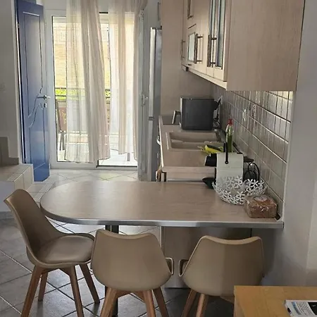 Nicholas House Tatil Evi *